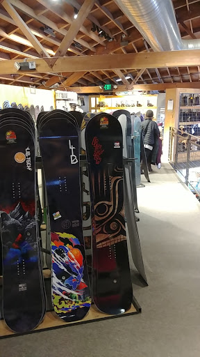 Ski Shop «evo Seattle Store», reviews and photos, 3500 Stone Way N, Seattle, WA 98103, USA
