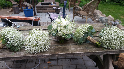 Florist «La Petite Fleur», reviews and photos, 259 Prescott St, St Paul, MN 55107, USA