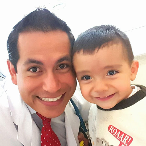Pediatra Nefrólogo Dr. Emmanuel Alejandro Roldán Vences