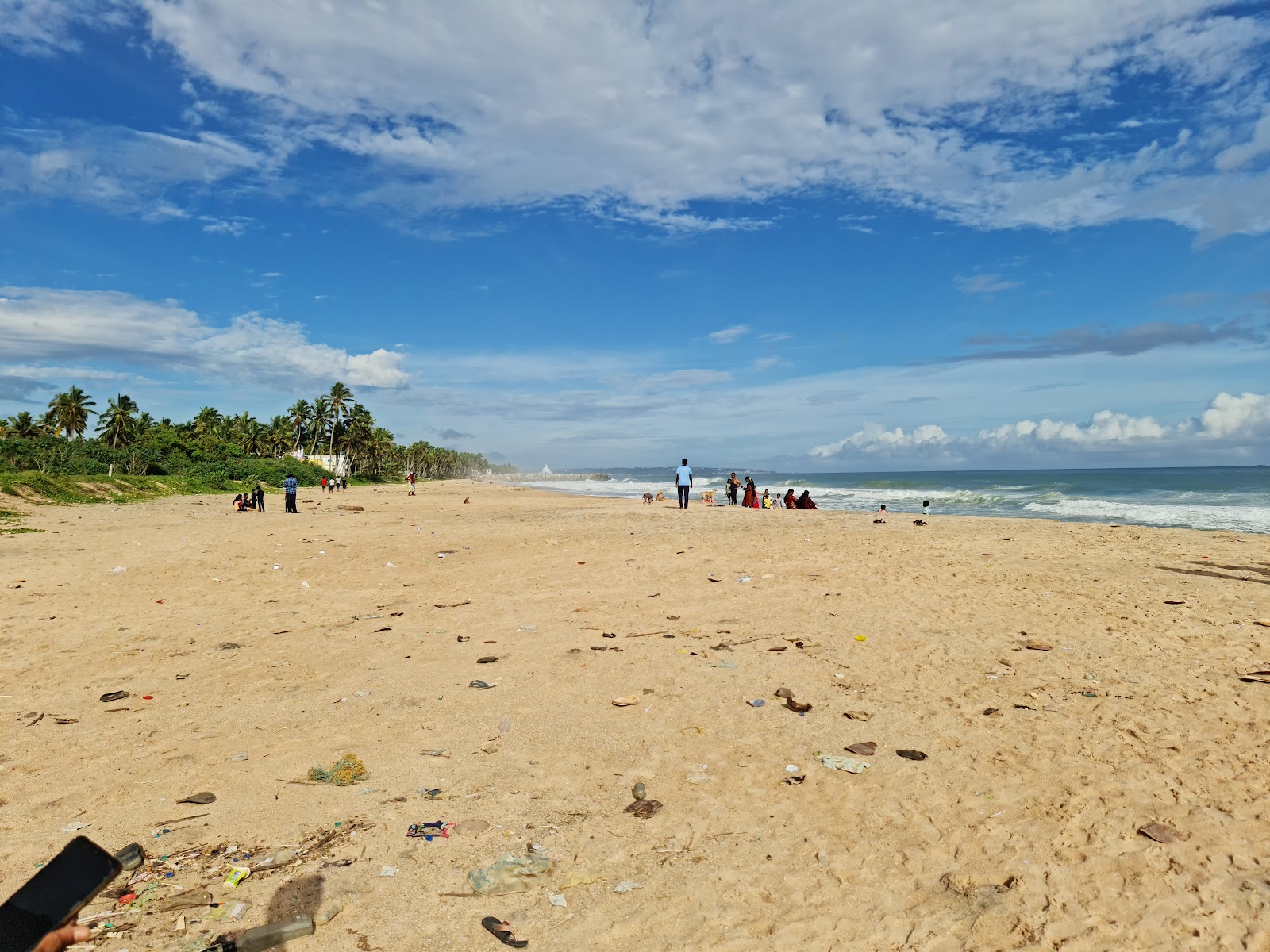 Photo of Colachel Beach and the settlement