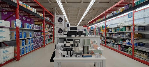 Office Supply Store «Staples», reviews and photos, 1370 W Ridge Rd, Rochester, NY 14615, USA