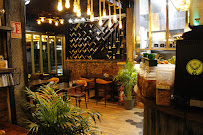 Atmosphère du Restaurant L'Indus Bistro Brasserie à Gaillard - n°1