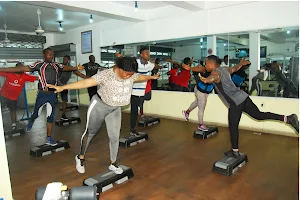 PEE GYM - yoga studio, swimming lessons, aerobics classes, boxing lessons, Port Harcourt marathon, fitness centers image