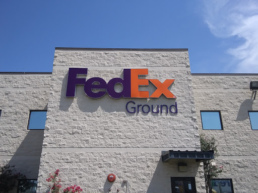 Mailing Service «FedEx Ground», reviews and photos, 4901 Village Creek Rd, Fort Worth, TX 76119, USA