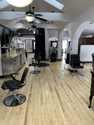 Beauty Salon «Lee Marie Salon», reviews and photos, 4676 W Streetsboro Rd, Richfield, OH 44286, USA