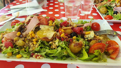 La buvette du Jardin Henri Vinay à Le Puy-en-Velay