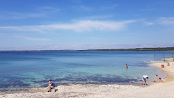 Punta Skala beach II'in fotoğrafı - rahatlamayı sevenler arasında popüler bir yer