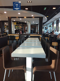 Atmosphère du Restauration rapide McDonald's à Avrainville - n°11