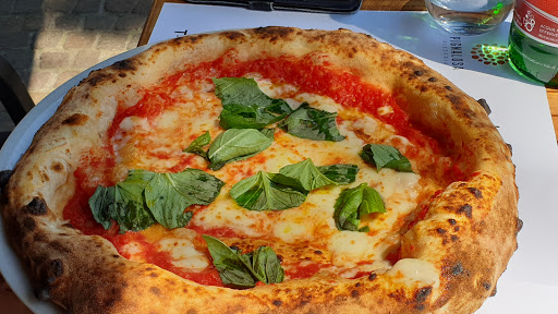 Gli Esposito in Salerno, Provincia di Salerno