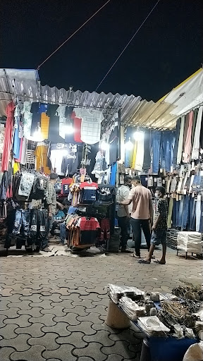 Second hand flea markets in Mumbai