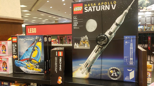 Book Store «Barnes & Noble», reviews and photos, 540 Ed Noble Pkwy, Norman, OK 73072, USA