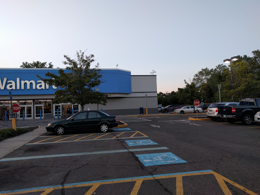 Discount Store «Walmart», reviews and photos, 120 Commercial Pkwy, Branford, CT 06405, USA