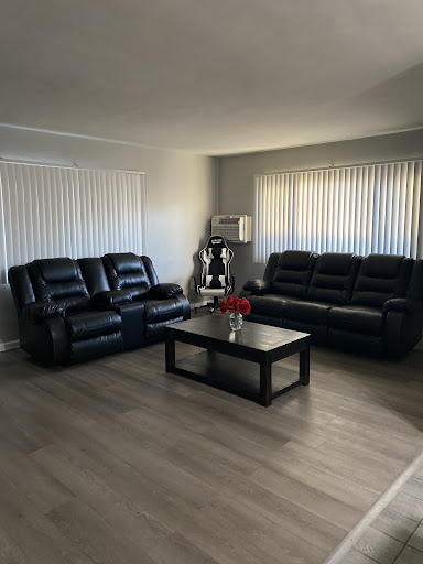 Furniture Rental Service «Rent-A-Center», reviews and photos, 5485 N Figueroa St, Highland Park, CA 90042, USA