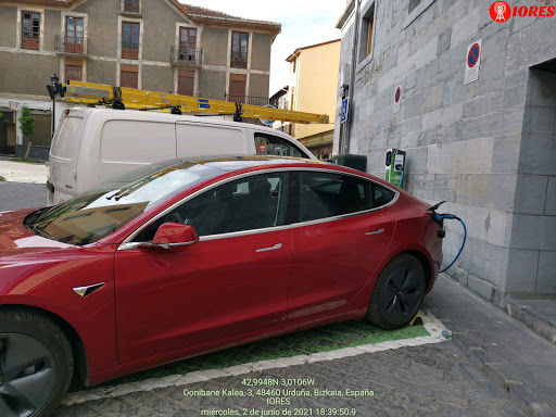 Iberdrola Charging Station en Orduña, Vizcaya