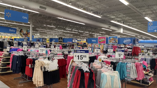 Department Store «Walmart Supercenter», reviews and photos, 2001 W Maple Rd, Troy, MI 48084, USA