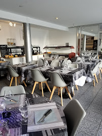 Atmosphère du Restaurant Brasserie Hôtel La Clé à Saint-André-de-Sangonis - n°8