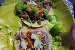 Tacos Los Juanes image