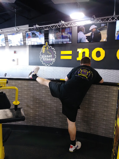 Gym «Planet Fitness», reviews and photos, 2740 Valwood Pkwy Suite 147, Farmers Branch, TX 75234, USA