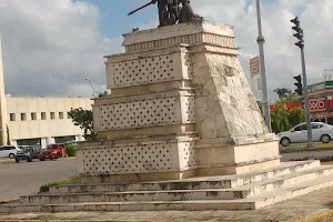 Monumento a Gonzalo Guerrero image