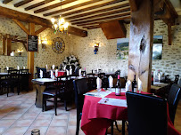 Atmosphère du Restaurant français L'Auberge de la môme à Dourdan - n°5