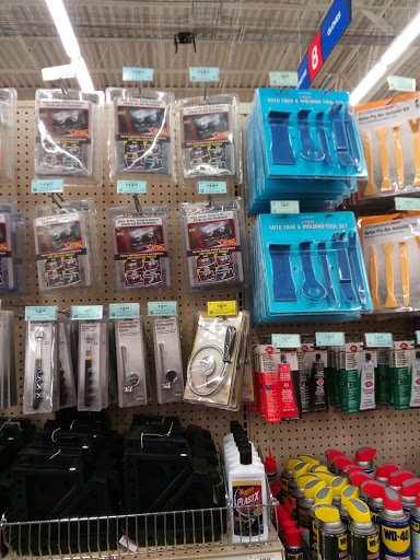 Hardware Store «Harbor Freight Tools», reviews and photos, 395 Westgate Dr, Brockton, MA 02301, USA