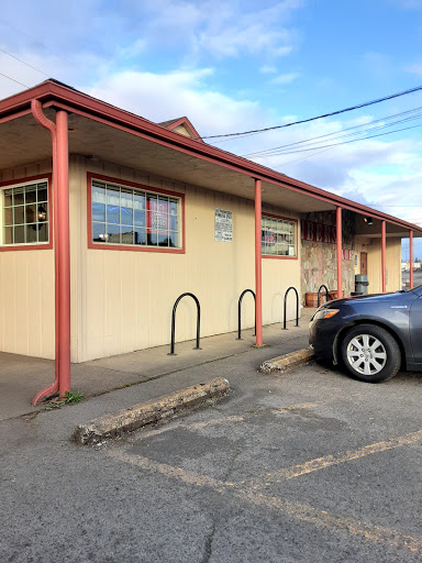 Restaurant «The Embers», reviews and photos, 1811 State Hwy 99 N, Eugene, OR 97402, USA