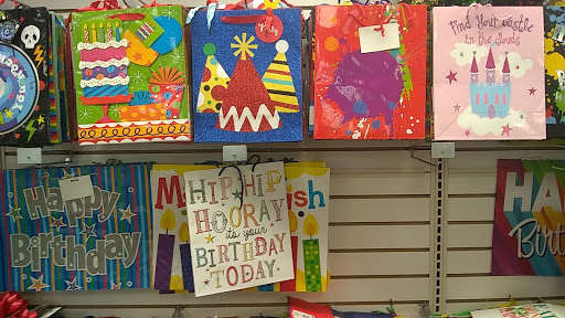 Dollar Store «Dollar Tree», reviews and photos, 12533 Olive Blvd, Creve Coeur, MO 63141, USA