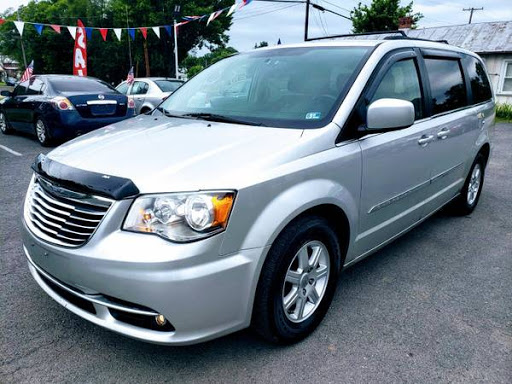 Used Car Dealer «Royal Pike Motors», reviews and photos, 411 N Commerce Ave, Front Royal, VA 22630, USA