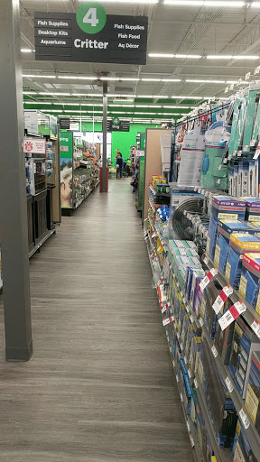 Pet Supply Store «Pet Supplies Plus», reviews and photos, 13360 W 87th St Pkwy, Lenexa, KS 66215, USA