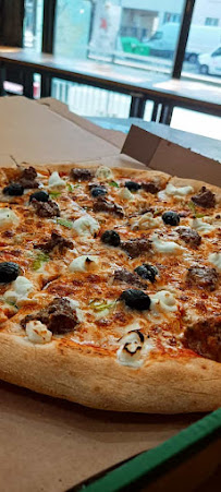 Pizza du Restaurant halal YOLOFIVE à Les Pavillons-sous-Bois - n°19