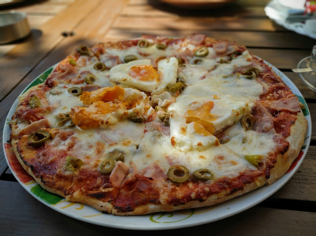 Articsóka Pizzéria - Pizza
