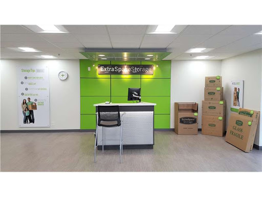 Storage Facility «Extra Space Storage», reviews and photos, 7540 McCormick Blvd, Skokie, IL 60076, USA