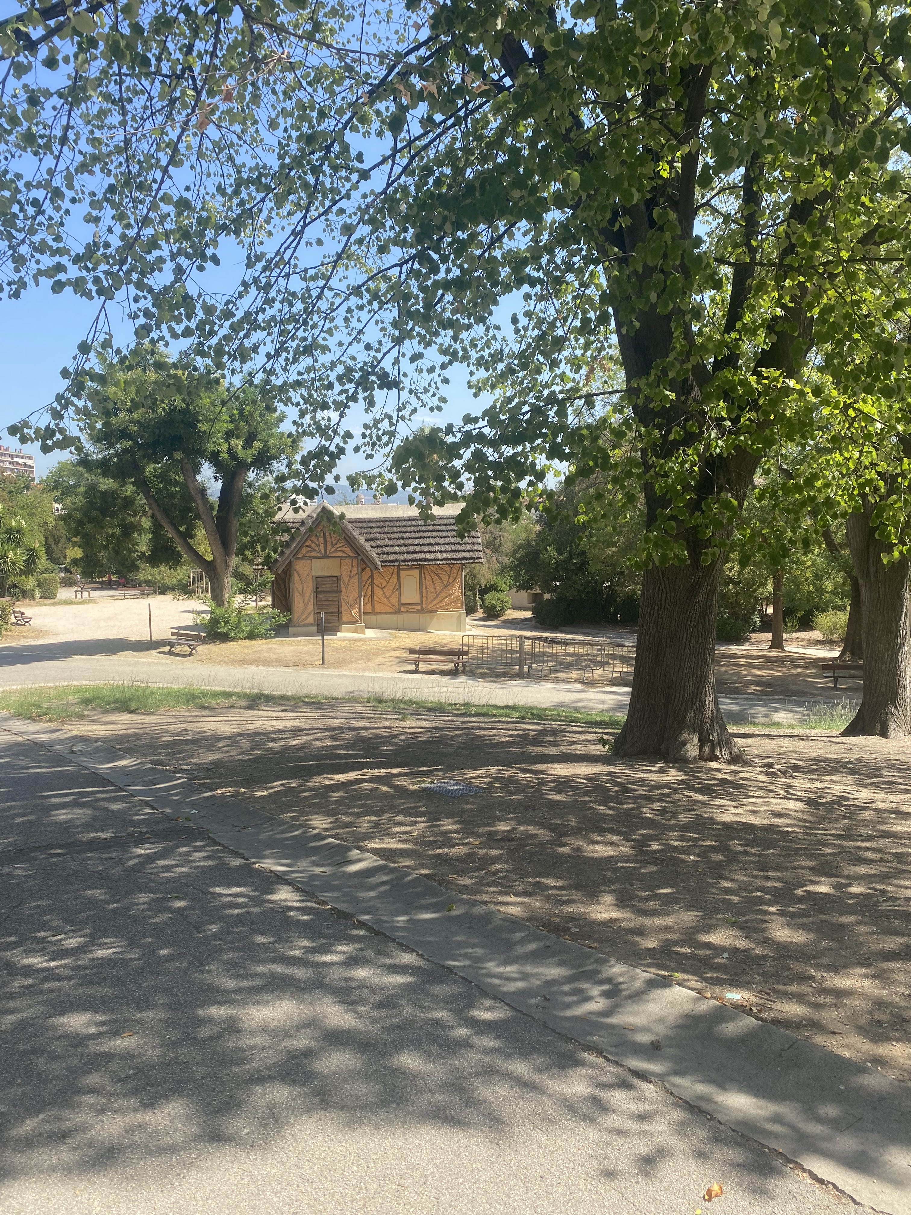 Photo n° 33 de l'avis de attoh.m fait le 14/08/2023 à 10:10