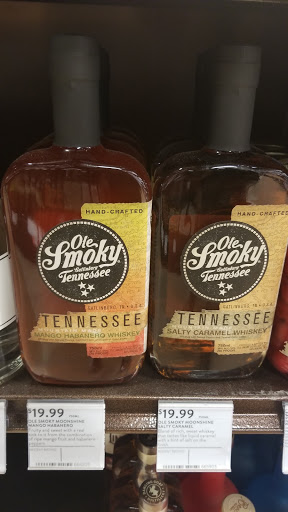 Liquor Store «ABC Fine Wine & Spirits», reviews and photos, 3355 N Federal Hwy, Oakland Park, FL 33306, USA