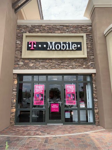 T-Mobile, 3765 S Gilbert Rd #106, Gilbert, AZ 85297, USA, 