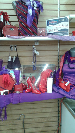 Thrift Store «Thrift Town», reviews and photos, 3645 San Pablo Dam Rd, El Sobrante, CA 94803, USA