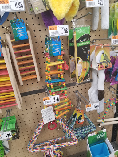 Pet Supply Store «Pet Supplies Plus», reviews and photos, 375 Paterson Ave #105, Wallington, NJ 07057, USA
