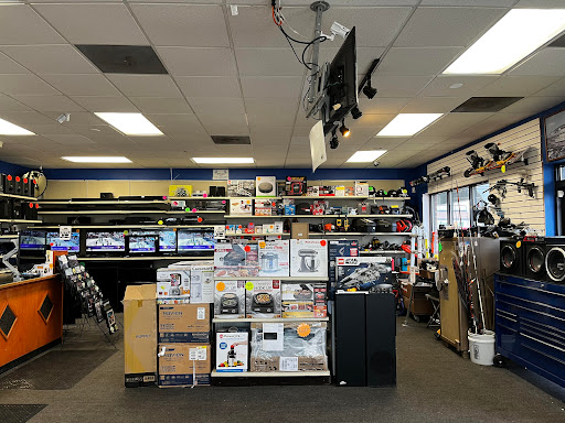 Pawn Shop «Family Jewelry & Loan», reviews and photos, 422 N Green Bay Rd, Waukegan, IL 60085, USA