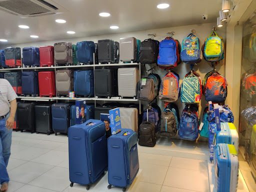 Samsonite and American Tourister (Holiday Bags)