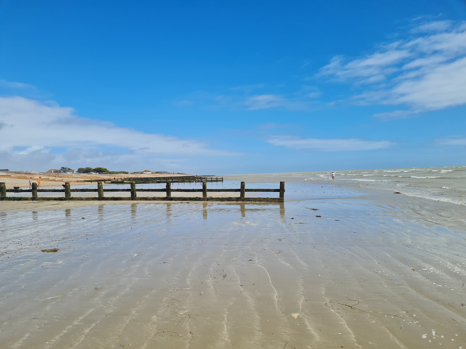 Foto von Ferring Strand - guter haustierfreundlicher Ort für den Urlaub
