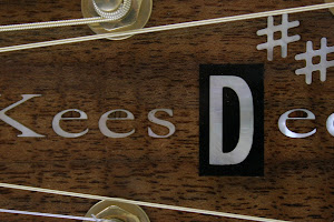 Kees Dee gitaarspeciaalzaak B.V