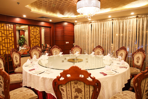 Long Phụng Restaurant