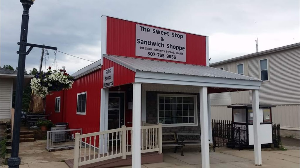 The Sweet Stop and Sandwich Shoppe 55965