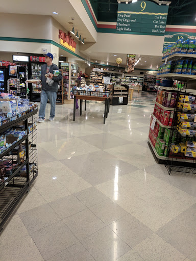 Grocery Store «Hen House #31», reviews and photos, 5800 Antioch Rd, Merriam, KS 66202, USA