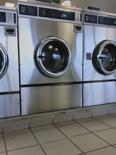 Laundry «Laundry Spa», reviews and photos, 1 Georges Rd, New Brunswick, NJ 08901, USA