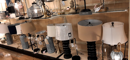 Department Store «HomeGoods», reviews and photos, 5530 Reseda Blvd, Tarzana, CA 91356, USA