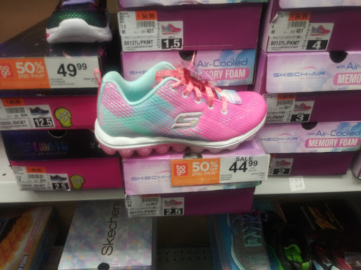 Shoe Store «Rack Room Shoes», reviews and photos, 9600 S Interstate Hwy 35 N100, Austin, TX 78748, USA