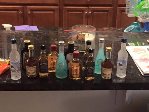 Tobacco Shop «Tinder Box Waldorf», reviews and photos, 2754 Crain Hwy, Waldorf, MD 20601, USA