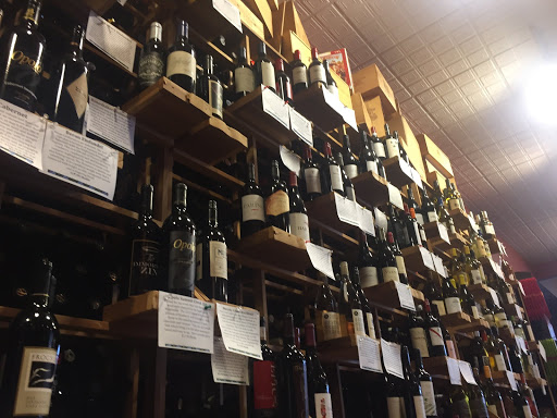 Gastropub «Tuscan Market & Wine Shop», reviews and photos, 141 W Wing St, Arlington Heights, IL 60005, USA