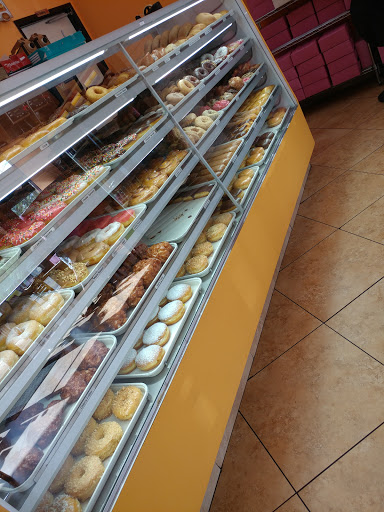 Donut Shop «Best Donuts», reviews and photos, 2320 E Baseline Rd #162, Phoenix, AZ 85042, USA